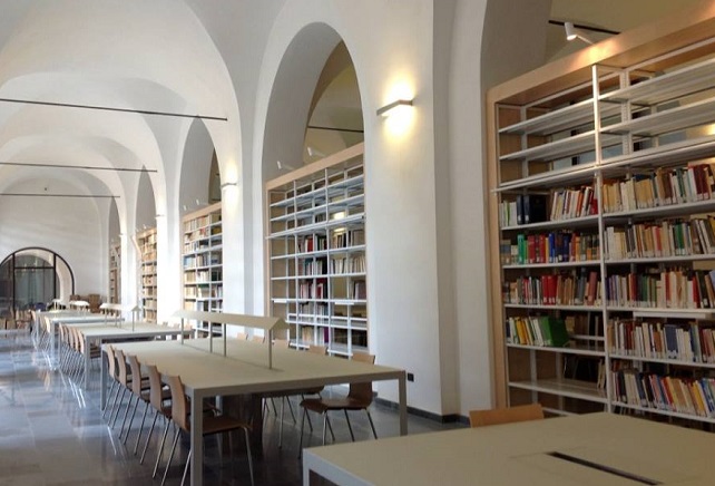 /biblioteche/.content/immagini/biblioteche/unipa-linguistica-1_1.jpg?__scale=h:430,w:633
