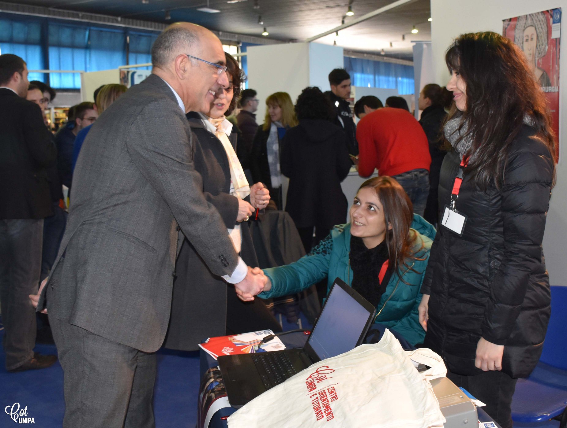 /strutture/orientamento/.content/immagini/Welcome_Week/Salone-studente-27-28-marzo-2018.jpg?__scale=w:600,h:400,t:2