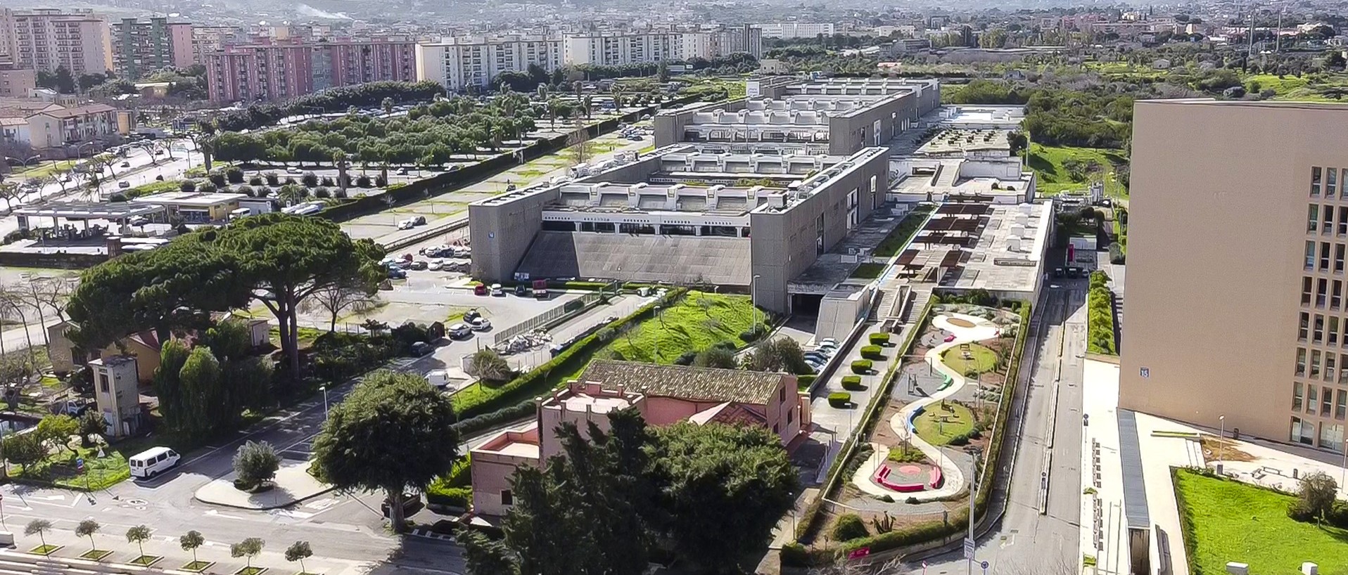 /terzamissione/.content/immagini/campus-2.jpg?__scale=h:361,w:846